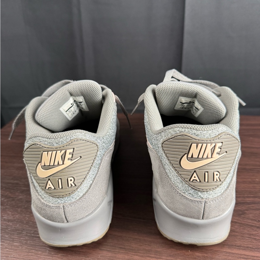 Nike Air Max 90 Gray Pink - Picture 2 of 5